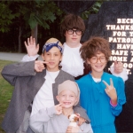 Patron costume contest for Austin Powers.